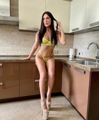 Я сделаю все, чтобы ты почувствовал себя особенным и удовлетворенным. 💋
Мои услуги включают классический секс, оральные ласки, эротический массаж и многое другое. Я знаю, как доставить удовольствие и исполнить твои самые сокровенные фантазии. 😉🔥
Мои клиенты говорят, что встречи со мной - настоящий рай на земле. Не веришь? Прочитай отзывы и убедись сам! 💫🌟
А самое главное, я настоящая красавица, фото соответствуют действительности. Обладая изящной фигурой и искусными руками, я умею использовать свои преимущества, чтобы сделать наше свидание по-настоящему незабываемым. 💕💃
Так что, если ты живешь в Москве или находишься в Москве, и хочешь испытать настоящее блаженство, не медли и свяжись со мной сейчас! Я жду тебя... 😘💌 Оля